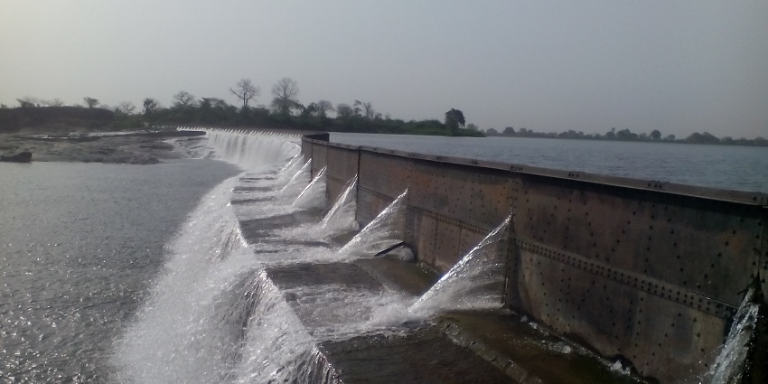 A picture of Parichha Dam, which is one of the best places to visit in Jhansi.