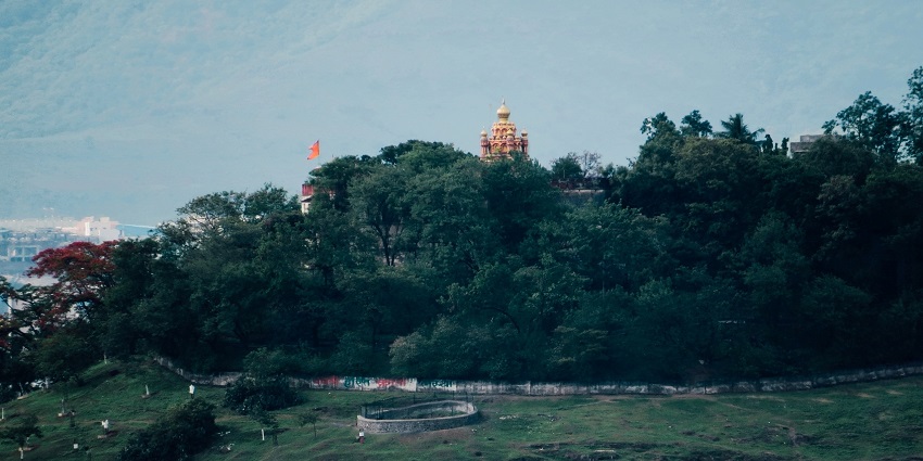Parvati Hill is a historical and spiritual landmark near the popular Erandwane Fire Museum.