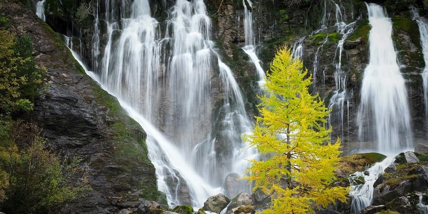 A picture of Patna Waterfall amidst hills, a tranquil escape hill station near Gorakhpur.
