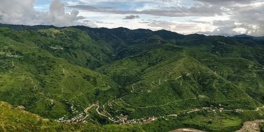 A picture of Pauri Garhwal, a peaceful place that has several trekking options.