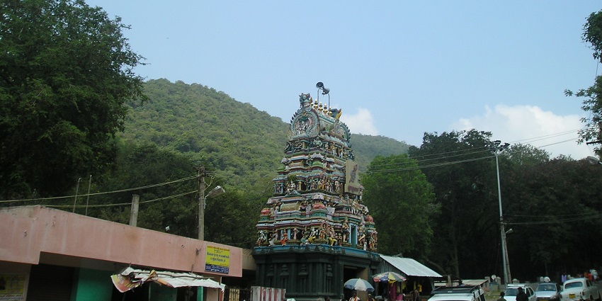 The Pazhamudhir Solai, is a holy place to visit in Madurai for couples to worship together.