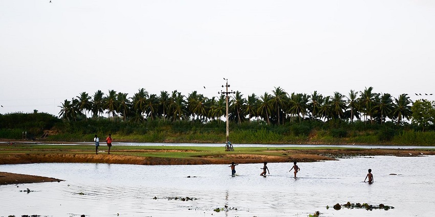 A picture of Periyakulam Lake is one of the most beautiful sights.