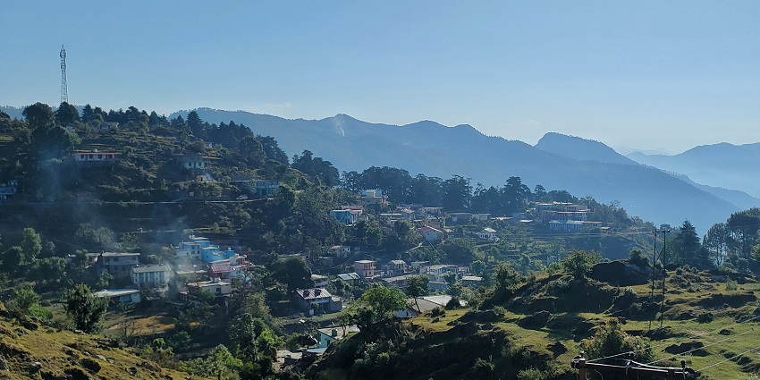 Pithoragarh is one of the best places to visit in Uttarakhand with family amid nature.