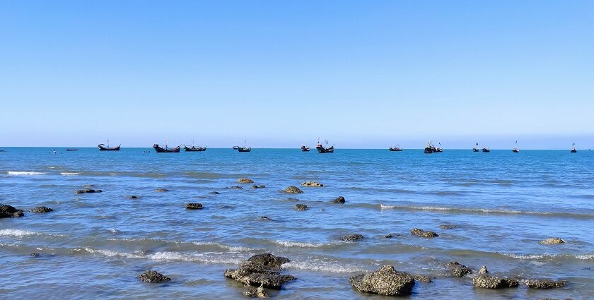 An image of the pristine Bakkhali Beach which is famous among the tourists.