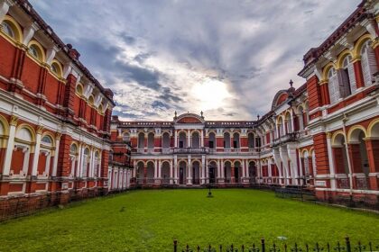 Rajbari Palace, renowned for its rich history, is a place to visit in Cooch Behar.