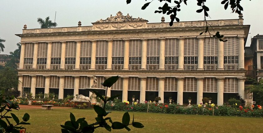 Image of the Marble palace, one of the best places to visit in Kolkata