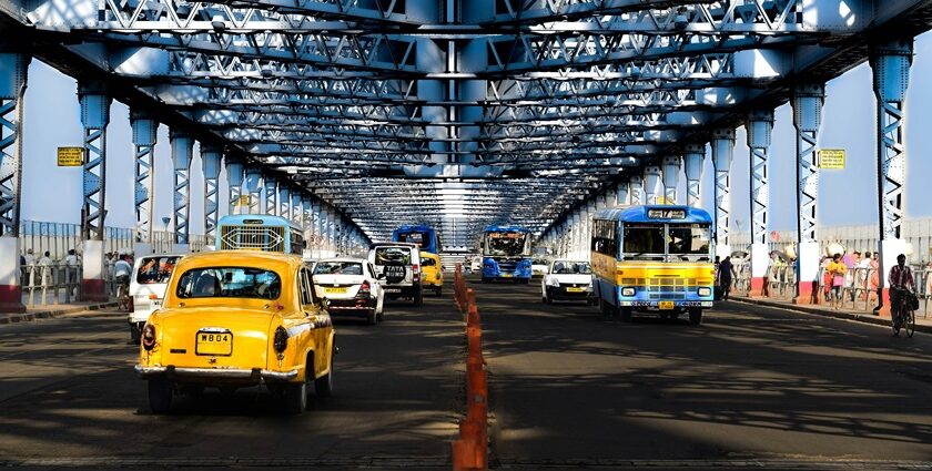 A glimpse of Howrah Bridge, Fairley Place, Jorasanko, Kolkata, West Bengal, India.