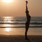 Live performers on the beach, one of the best places to visit in South Goa.