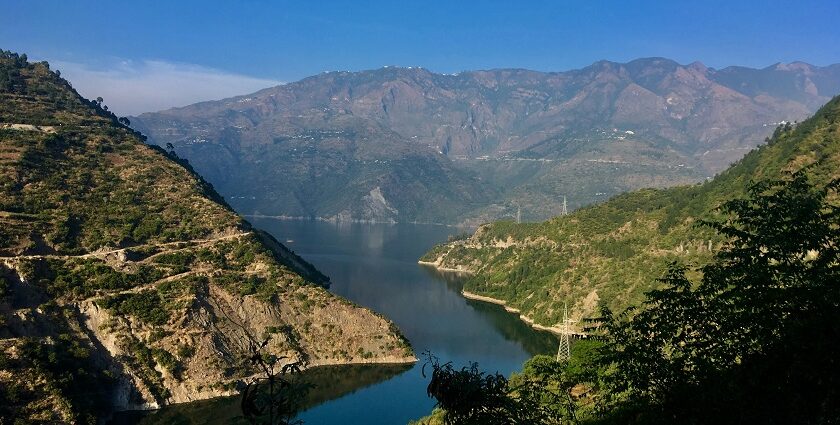 Places to visit in Tehri offer stunning landscapes and activities for nature lovers.