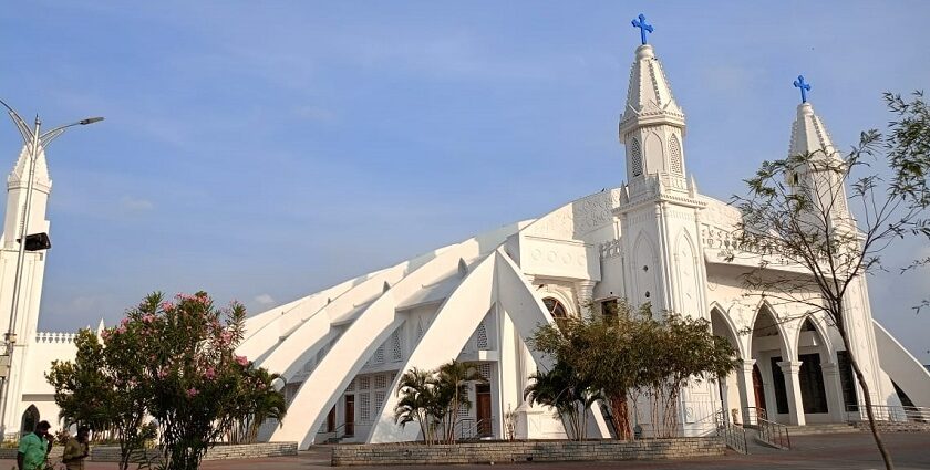 An image showing the Basilica of Velankanni, a top place to visit in Velankanni.