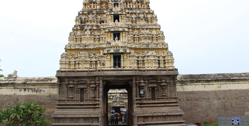 Wide angle view of the Jalakandeswarar Temple, one of the places to visit in Vellore