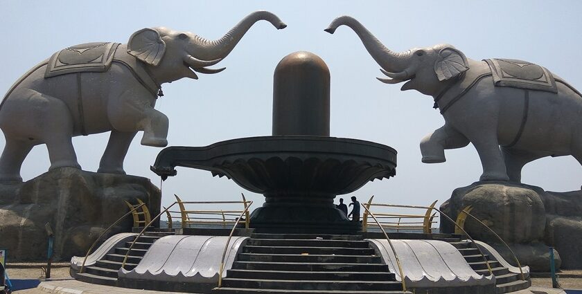 ShivaLinga and Elephant Statue at Yanam Beach, Yanam.