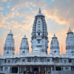 A picture of a temple, showcasing the beauty of places to visit near Kanpur.