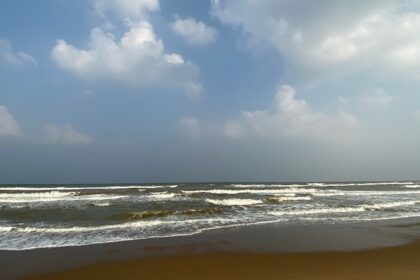 Mandarmani beach, one of the places to visit near Kolkata for the weekend