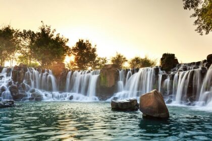 A picture of Papanasam waterfalls, one of the top places to visit near Tirunelveli