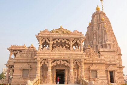 A lovely Hindu temple in Gokul, designed with beautiful carvings and a dome that glitters.