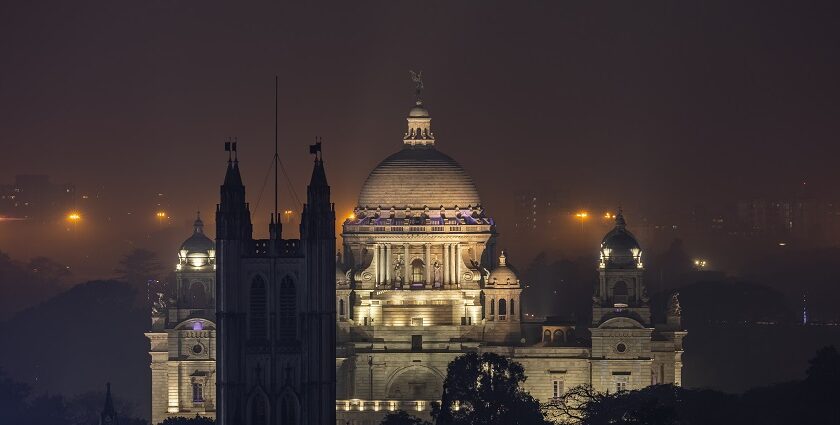 Beautiful view of Victoria Memorial, a place to visit in South Kolkata.