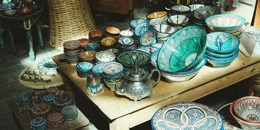 Pondy Bazaar offers a bustling market for street shopping in Chennai with clothes and more.