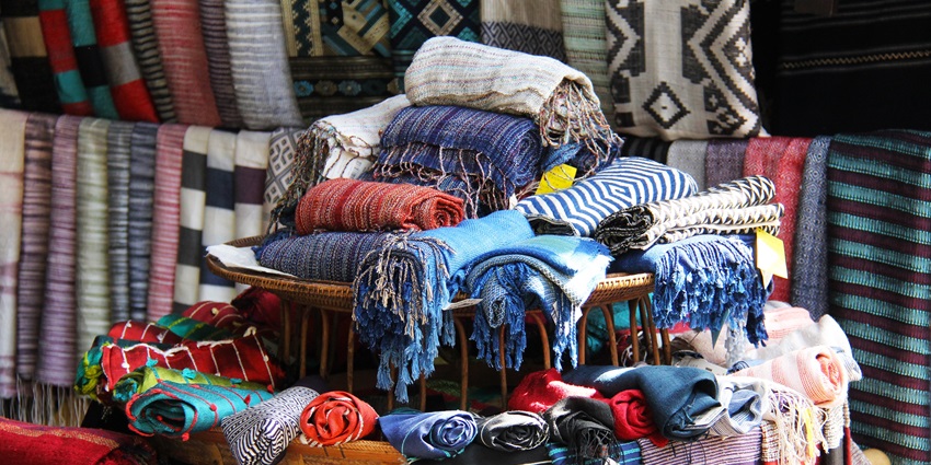 Store showcasing traditional handicrafts and artworks from Tamil Nadu.