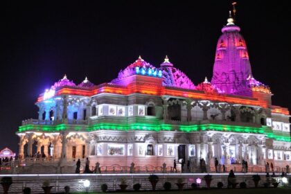 Visit the mesmerising Prem Temple of Radha Krishna.