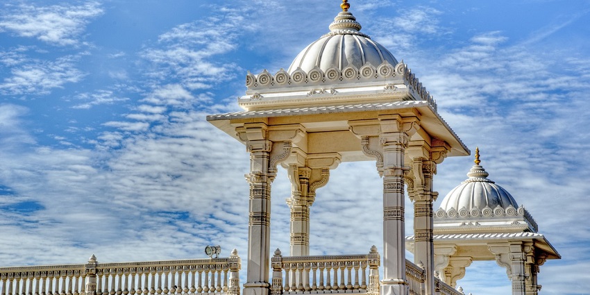 An image of a temple similar to the Pudukkottai Varahi Amman shrine in Tamil Nadu.