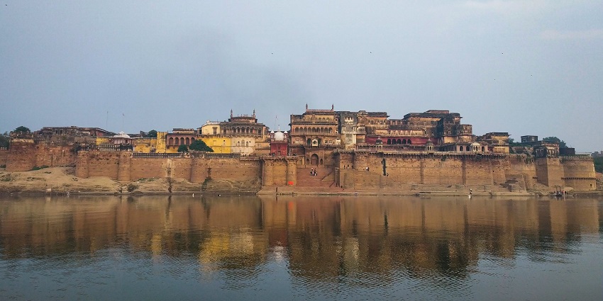 An image of Ramnagar Fort in Varanasi, a popular place to visit near Turtle Wildlife Sanctuary.