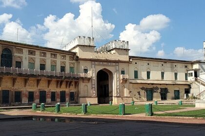 A majestic masterpiece of Ramnagar Fort overlooking the sacred Ganges.