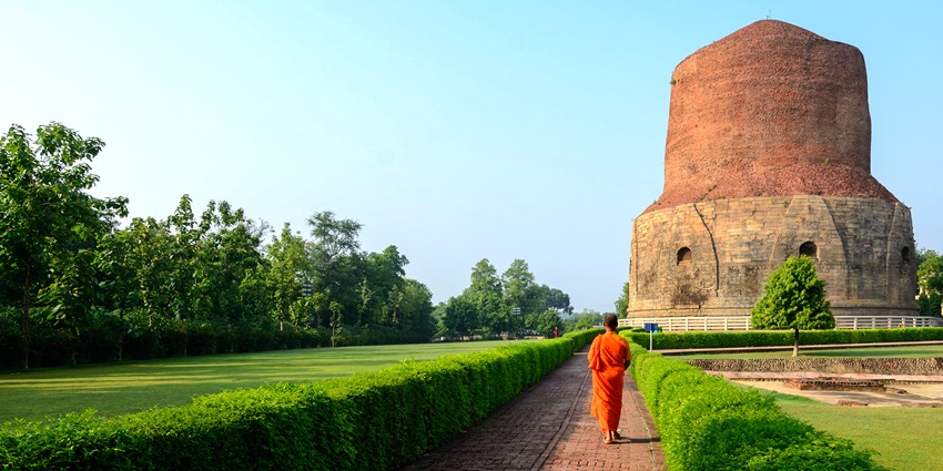 The Ravidas Park is one of the most amazing places to visit in Kashi in Uttar Pradesh