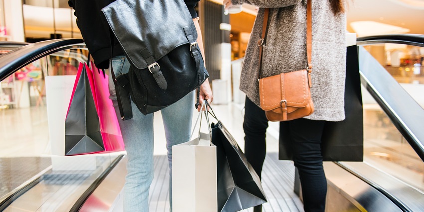 The best shopping malls in Pondicherry is known for affordable fashion and accessories.