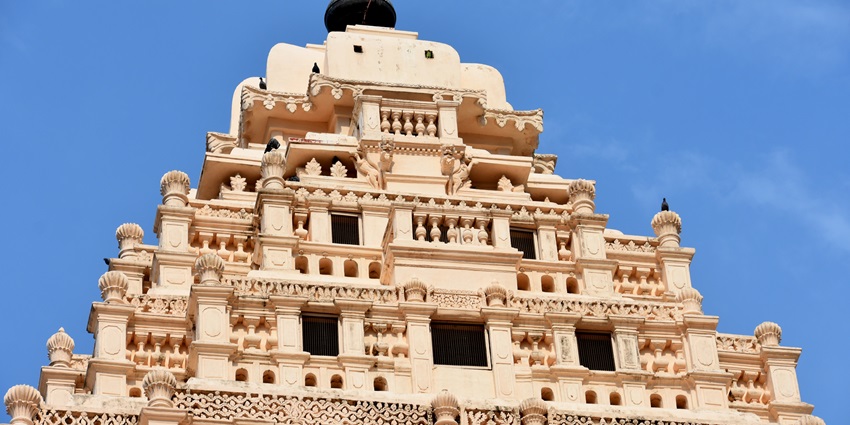 The Royal Palace Museum is one of the most amazing places to visit in Thanjavur for all.
