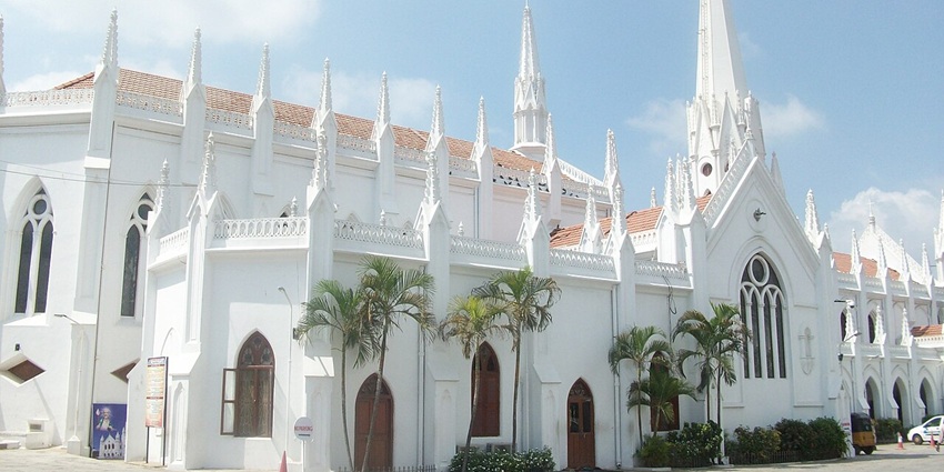 Interior of San Thome Basilica in Chennai, showcasing its majestic nave and wooden arches