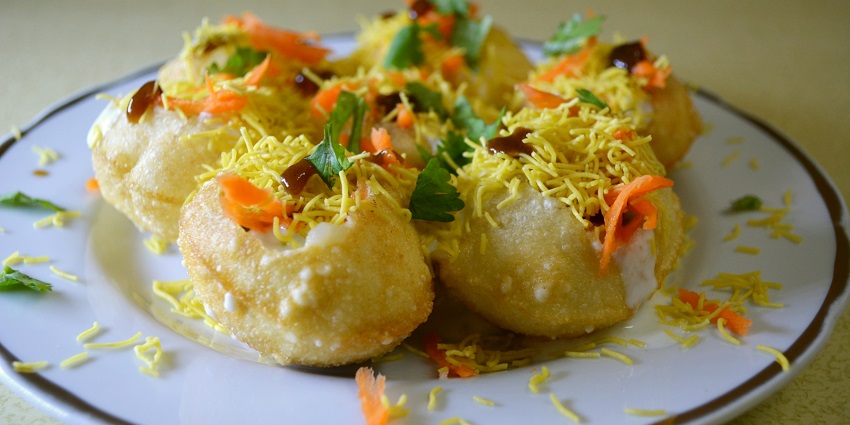 A variation of Pani Puri is served on a platter known as Dahi Puri topped with sev and is a top street food in Nagpur