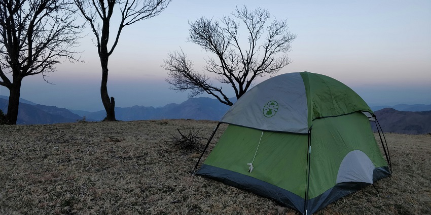 An image of a base camp for treks in Sankri, Uttarakhand which is a charming village.