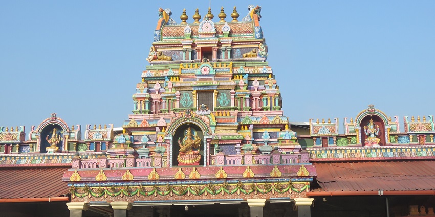 Saraswathi Vilakoli Perumal Temple, which has intricate stone carvings and traditional architecture