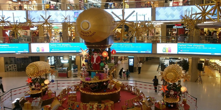 Indulge in shopping at Ooty Mall features shops, eateries, and entertainment options.