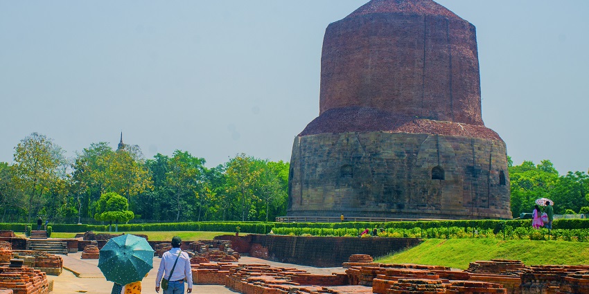 A view of the Sarnath Archaeological Site, a popular tourist destination near Turtle Wildlife Sanctuary.
