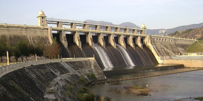 Scenic Sathanur Dam offering picturesque views and recreational activities in Tamil Nadu