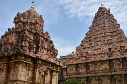 Inside the coutyard Sathuragiri temple, offering a glimpse to the rich heritage