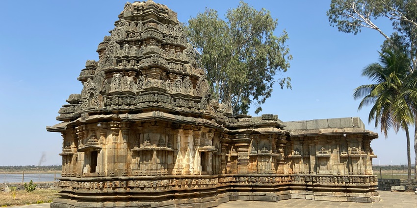 Visit the Imli Tala Temple, one of the most spiritual things to do in Vrindavan.