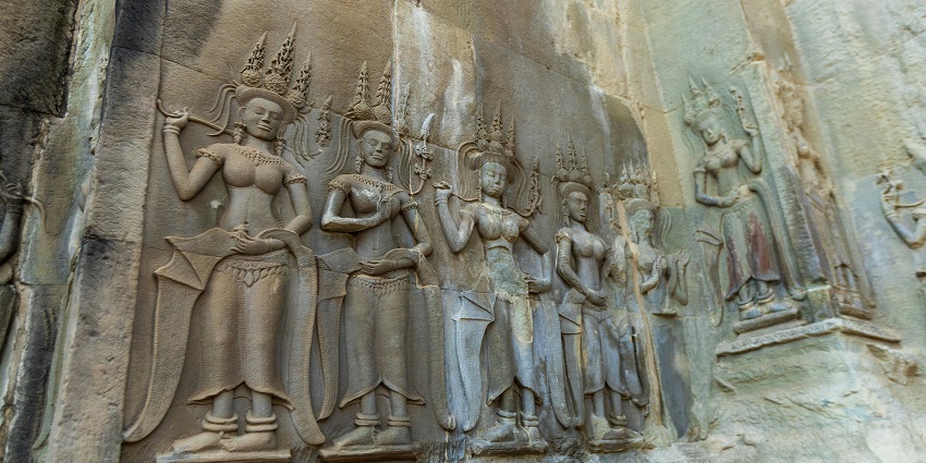 An image of a temple, reflecting local traditions as part of what to do in Pollachi.