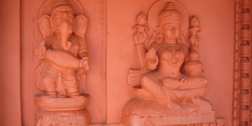 Idol of Lord Ganesha in the Ganpatipule Temple.