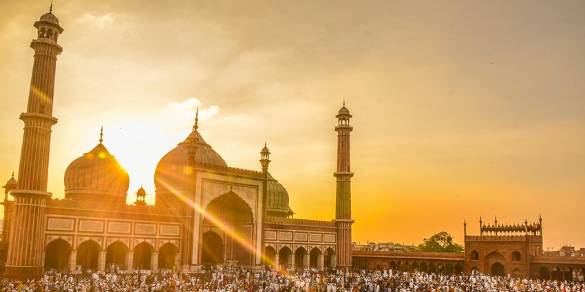 An image of Shahi Jama Masjid, a stunning example of tourist places in Saharanpur.