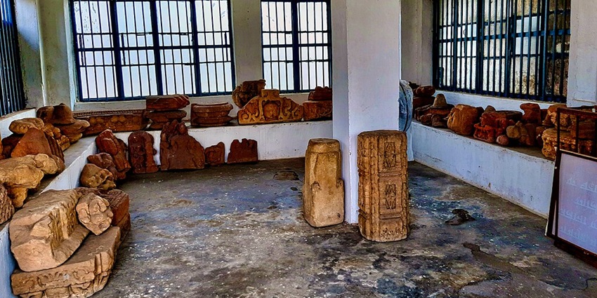 Museum showcasing artifacts related to the Hindu deity Shiva's worship.