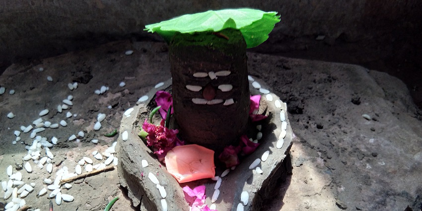A small Shivling in shiv mandir, a temple in Greater Noida.