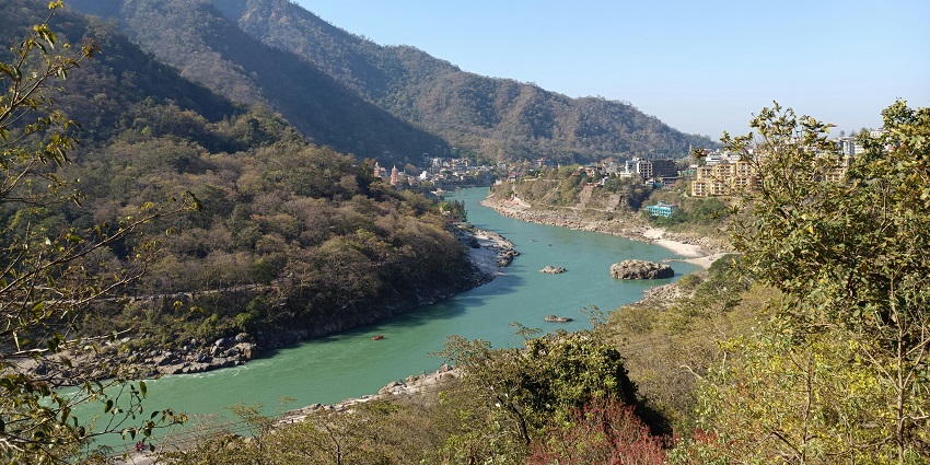 Shivpuri is famous for adventure activities and serene riverside camping in Rishikesh