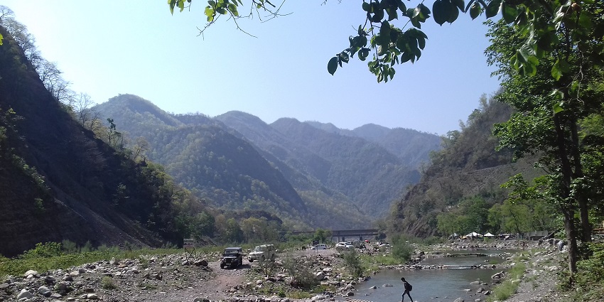 Shivpuri offers thrilling kayaking in Rishikesh along with scenic camping experiences.