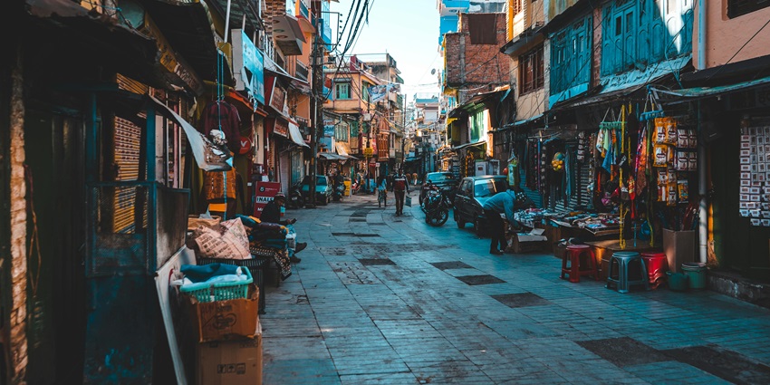 Explore the church street market in Velankanni, on the list of what to do in Velankanni