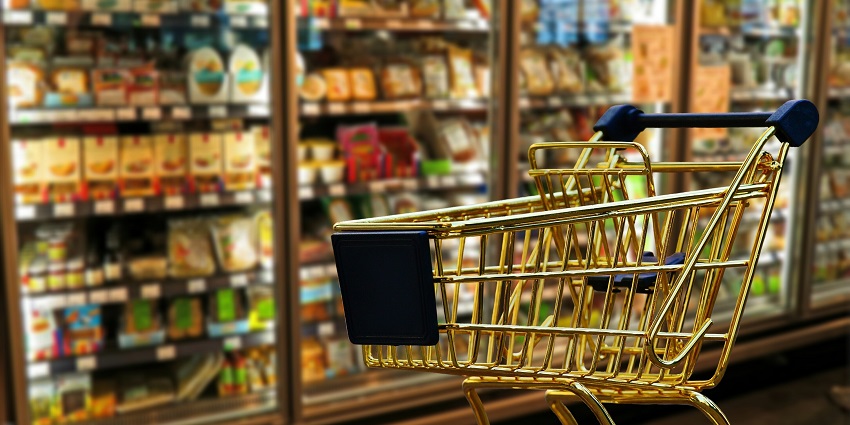 Shopping 100 is a popular spot for shopping in Pondicherry for trendy fashion and accessories.