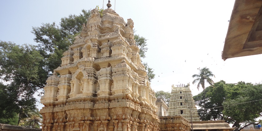 Rear view of Someshwara Temple in Kolar, showcasing ornate shikhara, mantapa, and gopura