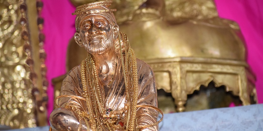 Sai Baba Idol decorated for festival.